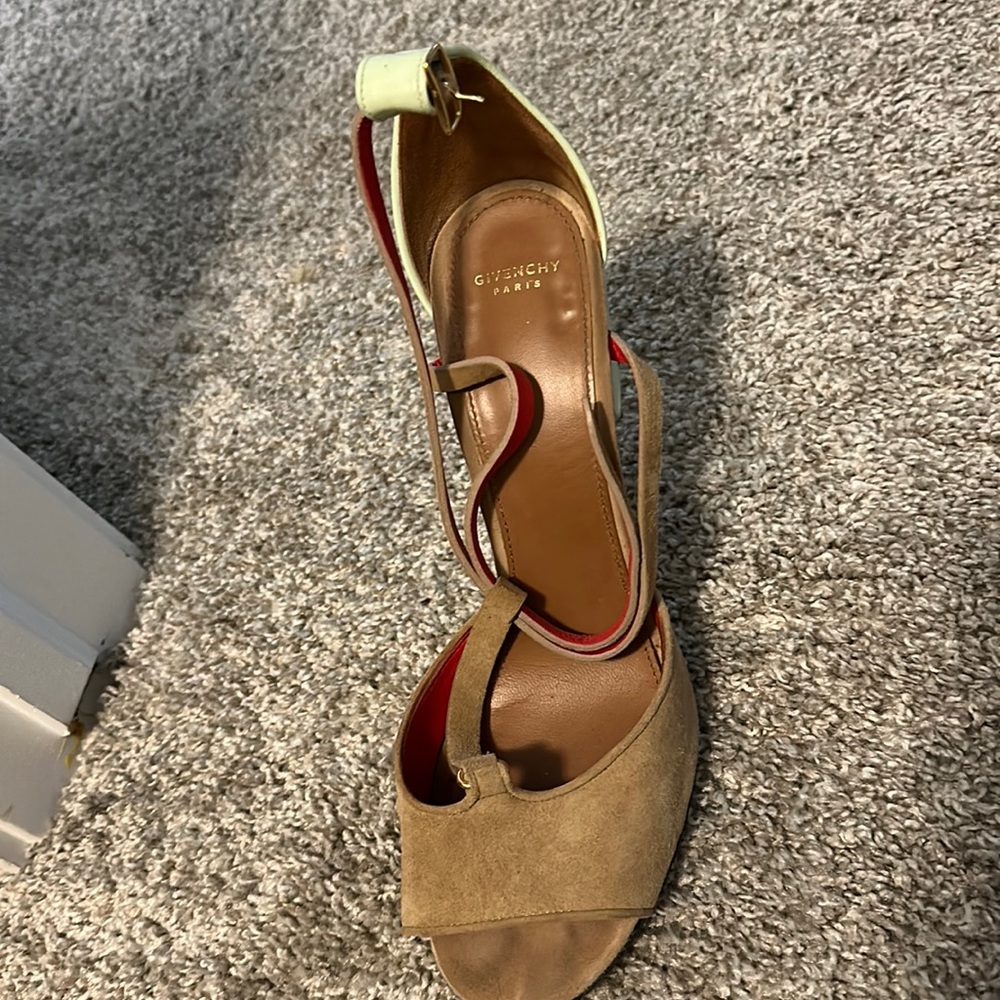Used Givenchy heels size 9.5